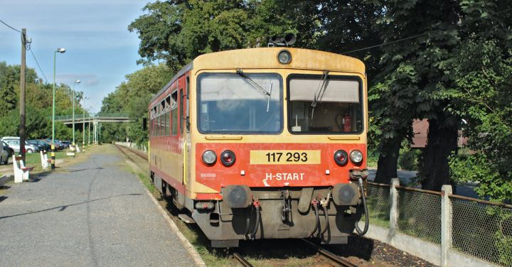 Diesel Locomotive - Vasút
